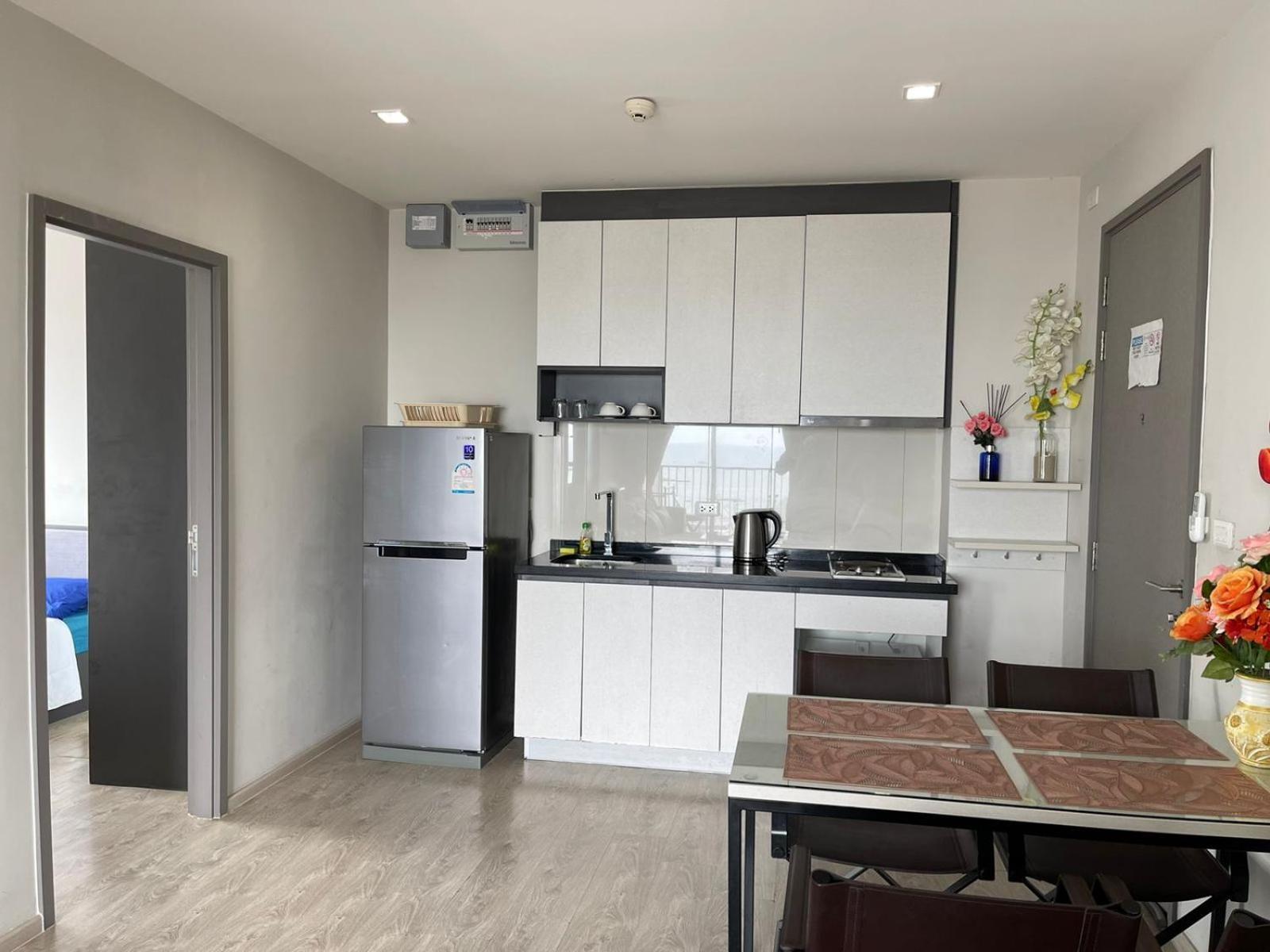 Apartamento The Base Deluxe Pattaya Exterior foto