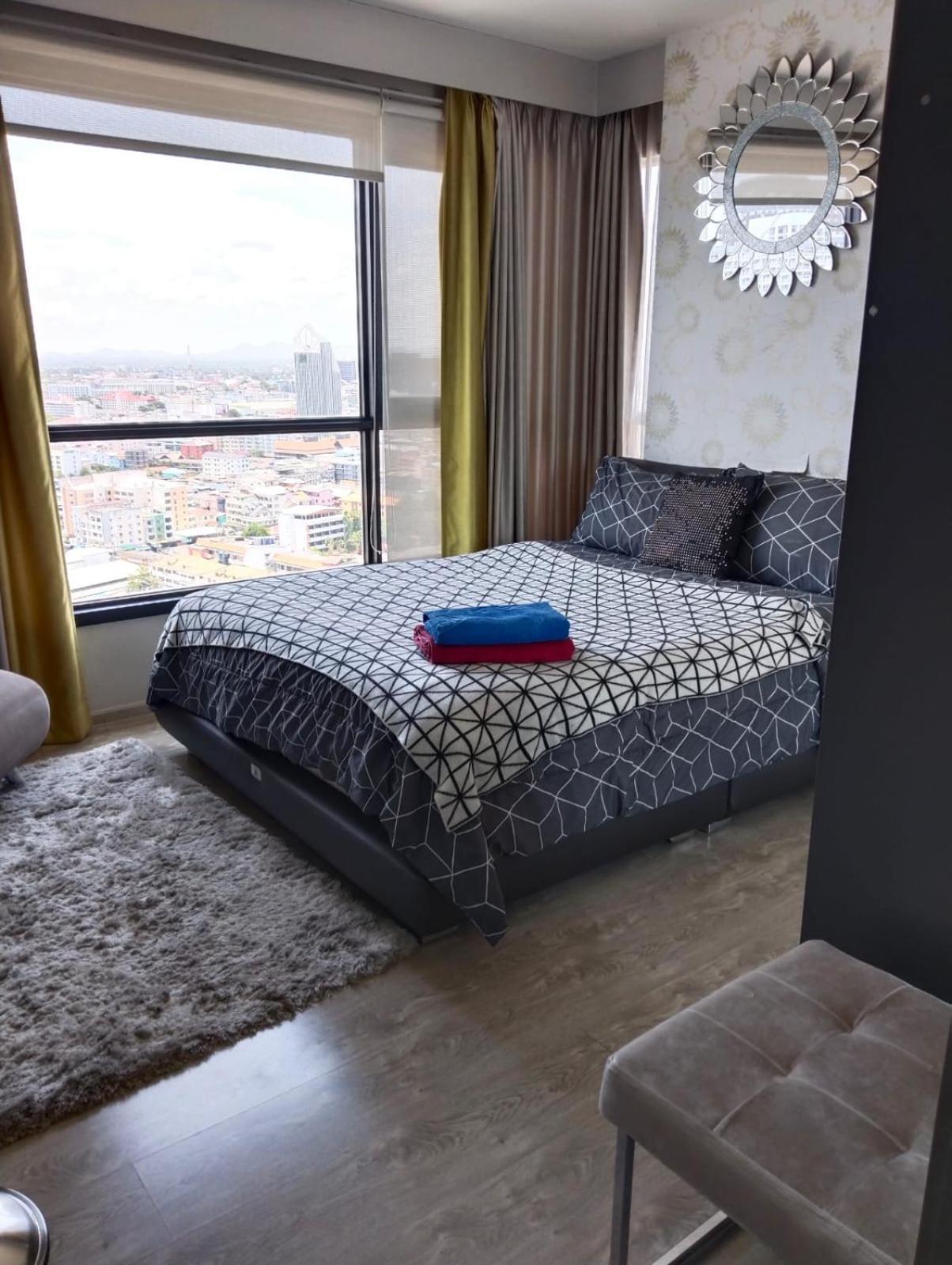 Apartamento The Base Deluxe Pattaya Exterior foto