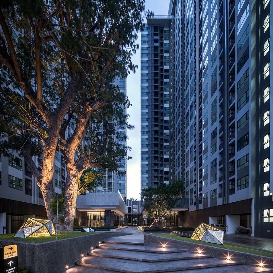 Apartamento The Base Deluxe Pattaya Exterior foto