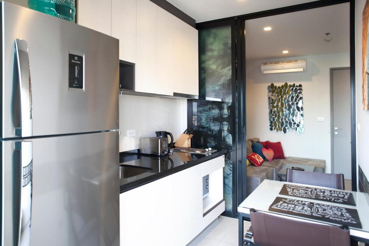 Apartamento The Base Deluxe Pattaya Exterior foto