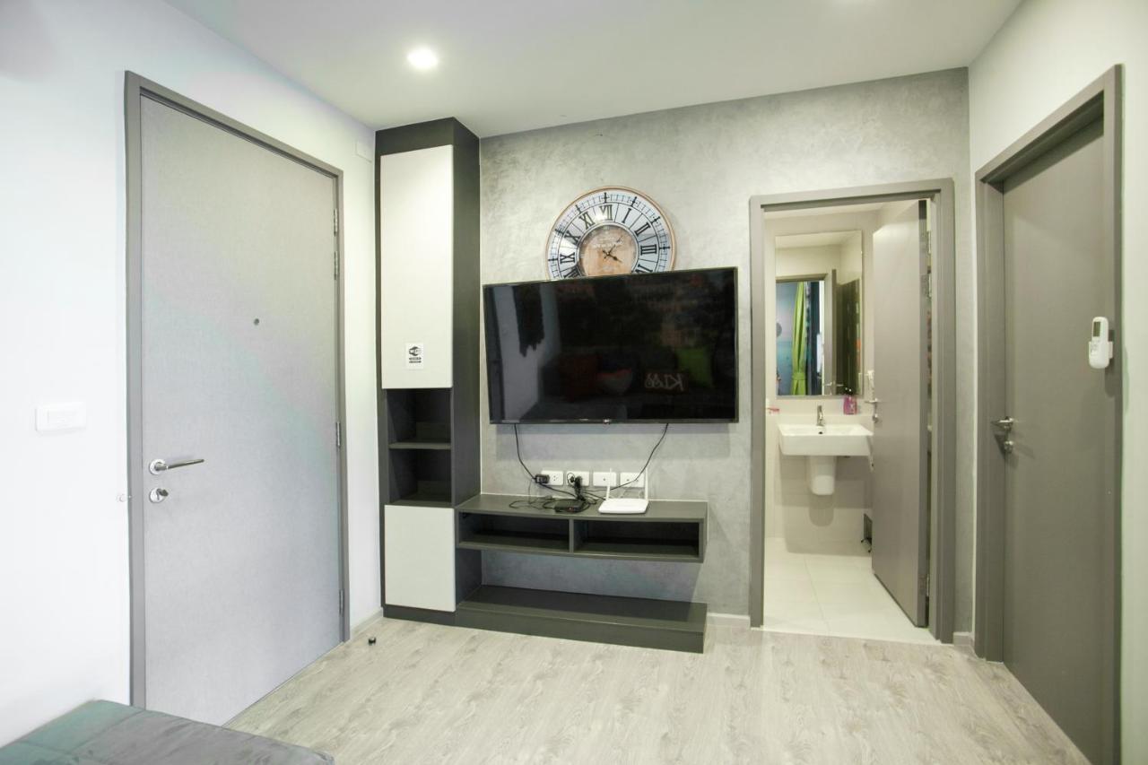 Apartamento The Base Deluxe Pattaya Exterior foto