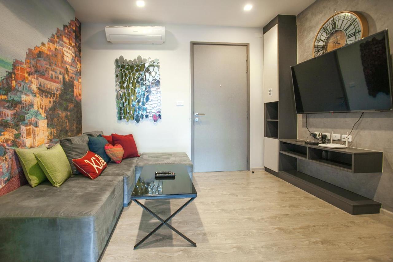 Apartamento The Base Deluxe Pattaya Exterior foto